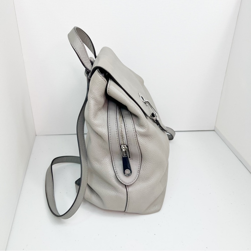 9- Michael Kors Grey Pebbled Leather Raven
Medium - Picture 6 of 11